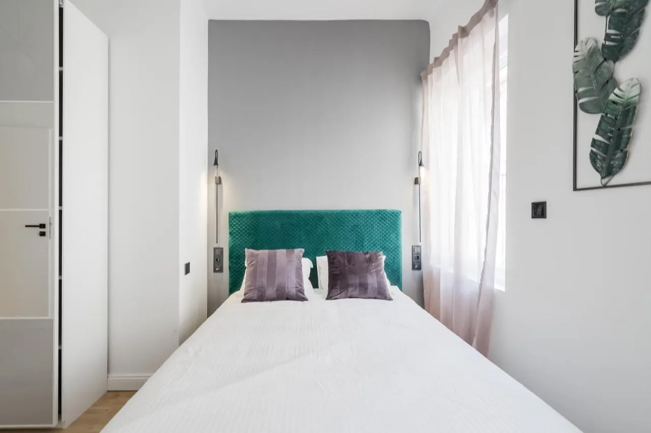 Tilia Luxury Apartment - 3 Bedrooms With Ac Budapest