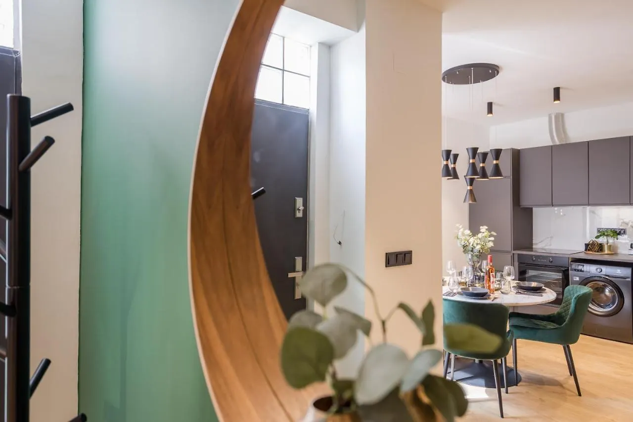 Tilia Luxury Apartment - 3 Bedrooms With Ac Budapest