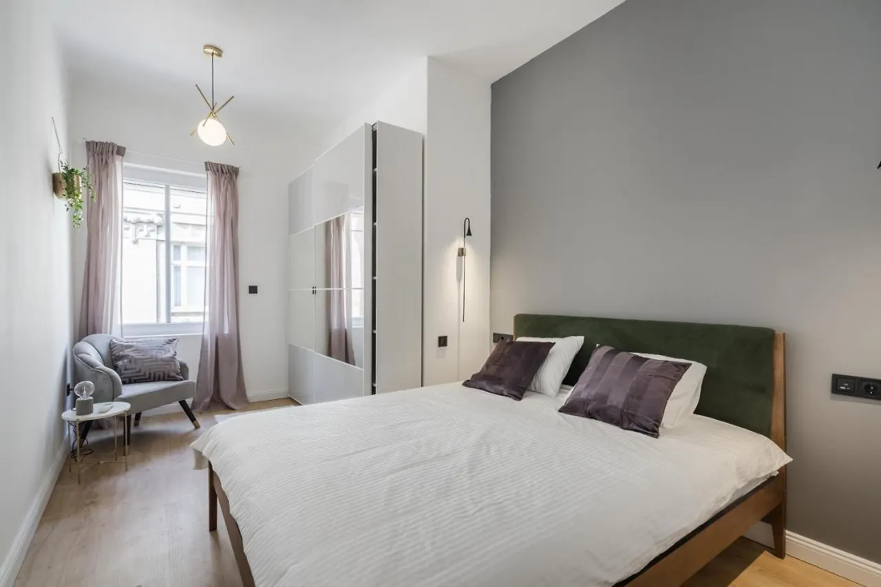 Tilia Luxury Apartment - 3 Bedrooms With Ac Budapest